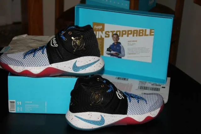 Nike kyrie 2 freestyle doernbecher 898641 001 sz11 deadstock basketball sneakers